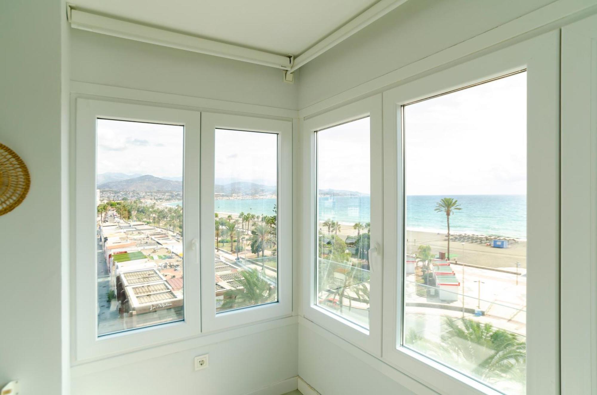 A&C Vistas Al Mar Luxury Lägenhet Torre Del Mar Exteriör bild
